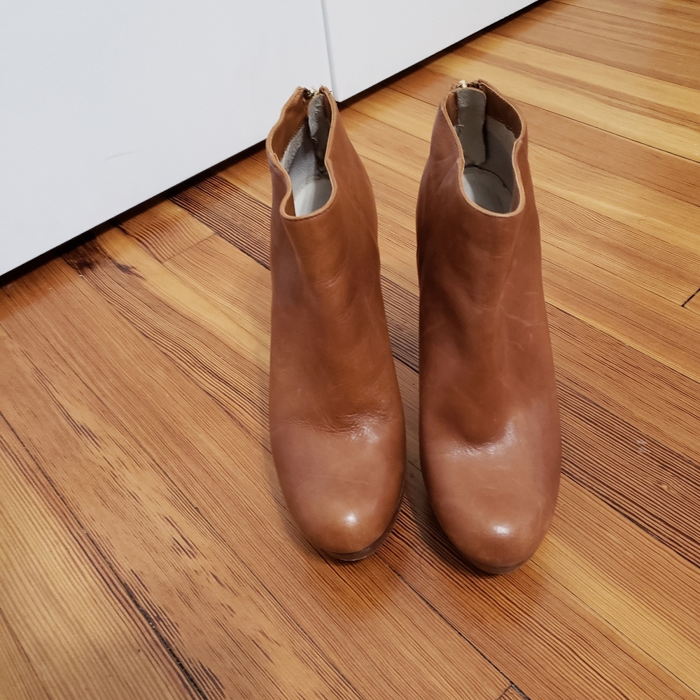 MICHAEL Michael Kors Ankle Boots - Picture 2 of 7